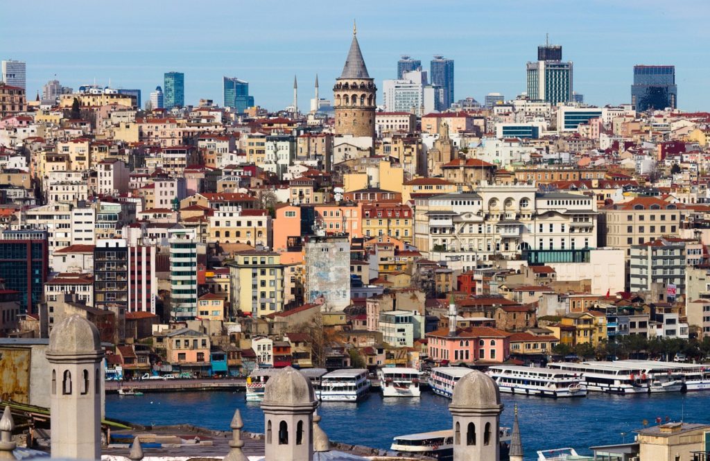 Istanbul a Galata Tower - ideální místo pro vzrušující letní dovolenou